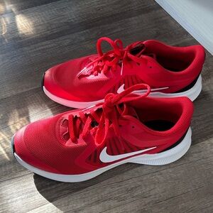 Nike Women's Red and White Sneakers